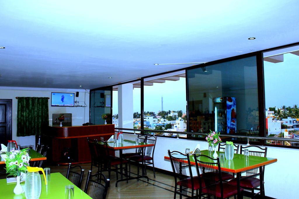 Oyo 1900 Hotel Olive Residency Maisúr Exteriér fotografie